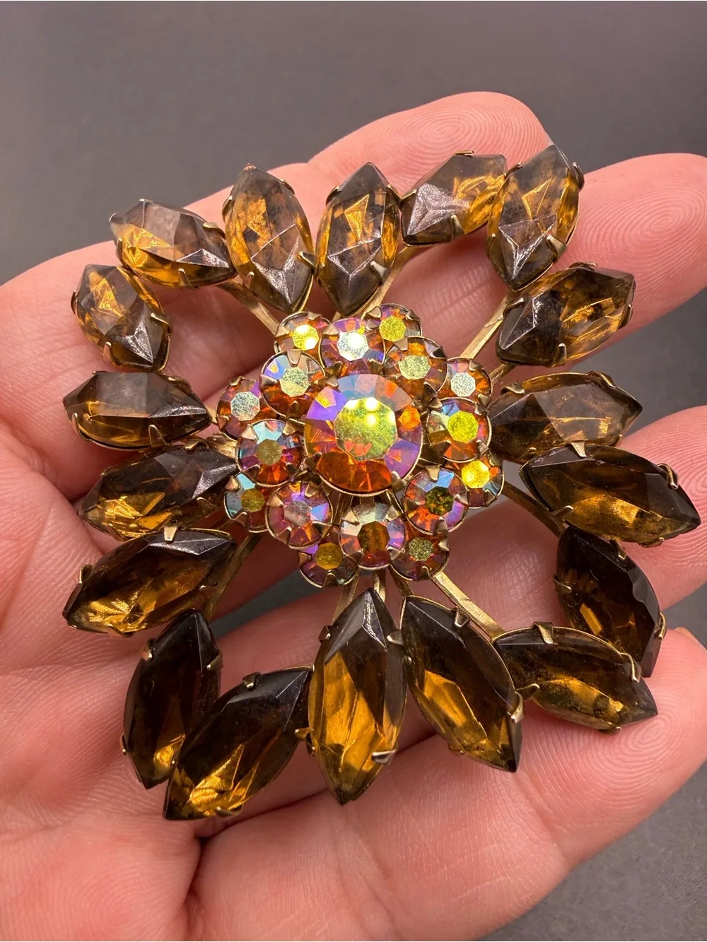 Vintage gorgeous statement